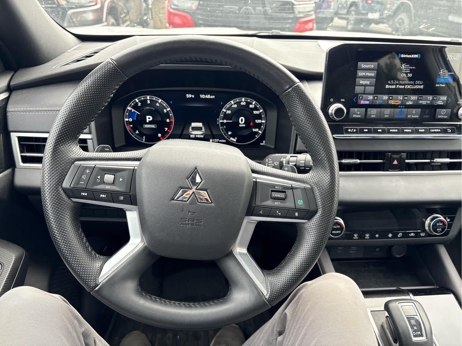 2024 Mitsubishi Outlander SE Black Edition