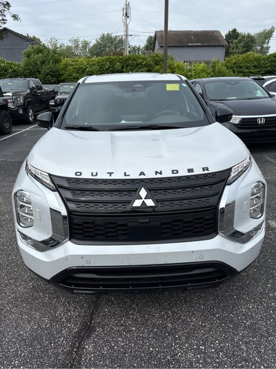 2024 Mitsubishi Outlander SE Black Edition