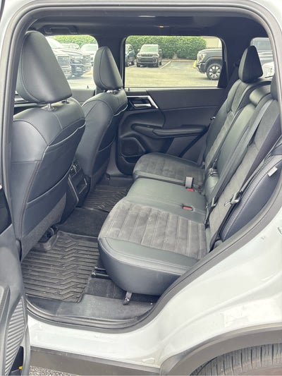 2024 Mitsubishi Outlander SE Black Edition