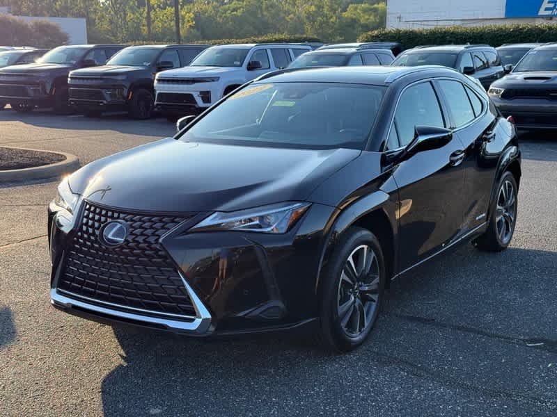 2022 Lexus UX 250h 