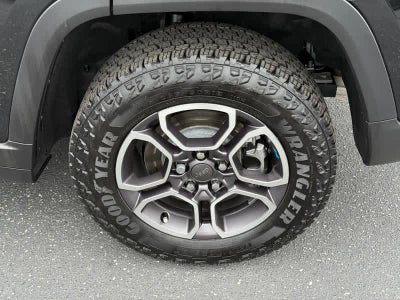 2022 Jeep Grand Cherokee 4xe Trailhawk 4x4