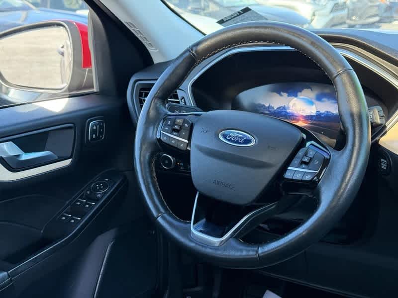 2021 Ford Escape Titanium AWD