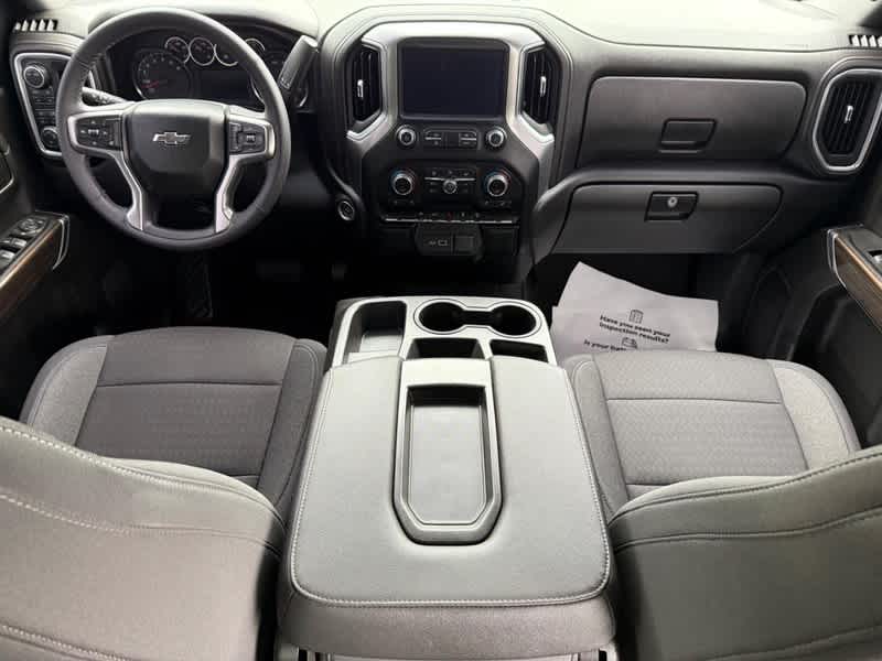 2022 Chevrolet Silverado 1500 LTD 4WD Crew Cab 147 RST