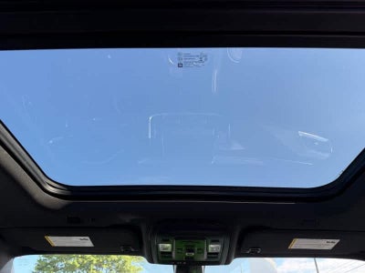 2021 Chevrolet Suburban 4WD 4dr Premier