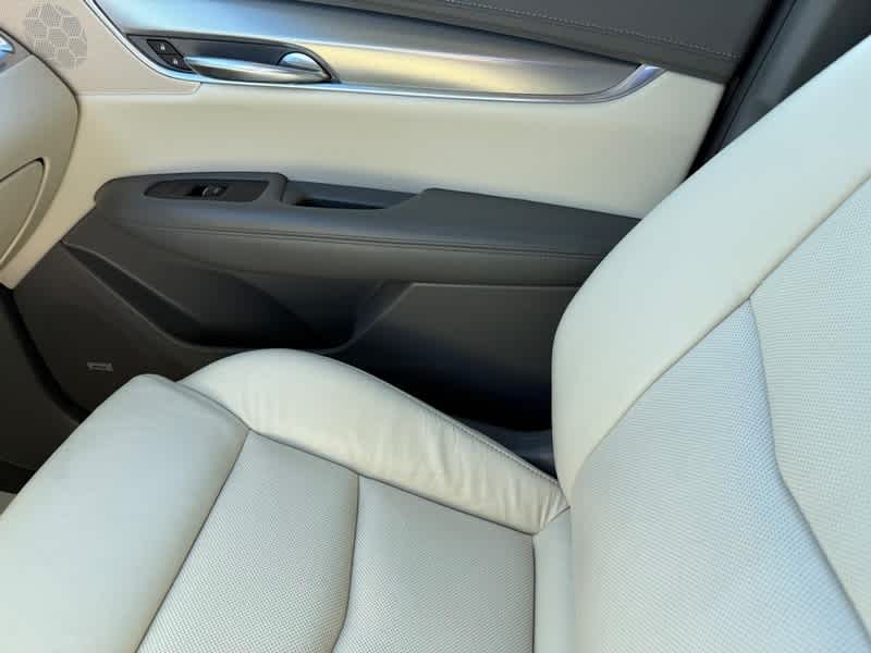 2017 Cadillac XT5 FWD 4dr Premium Luxury