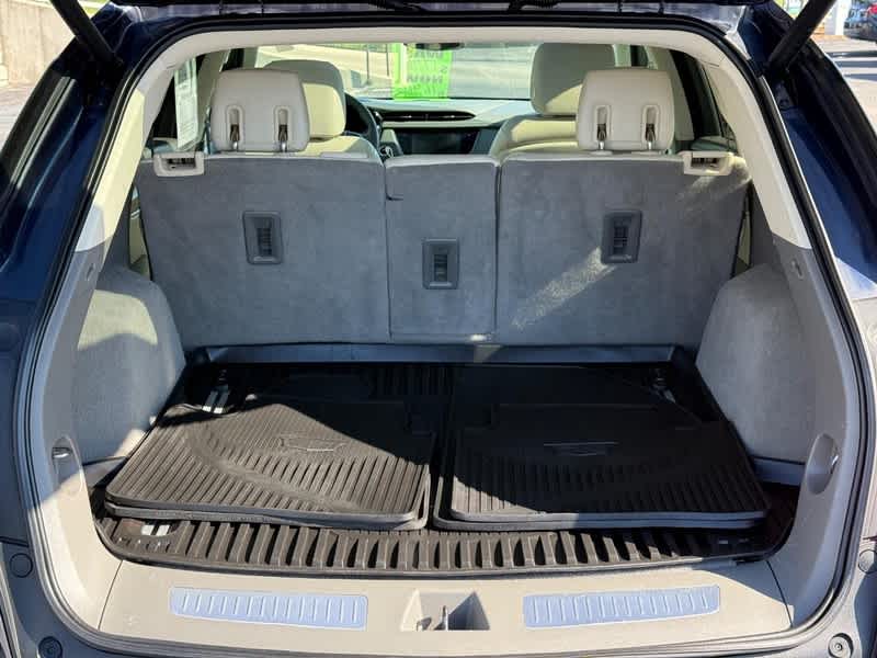 2017 Cadillac XT5 FWD 4dr Premium Luxury