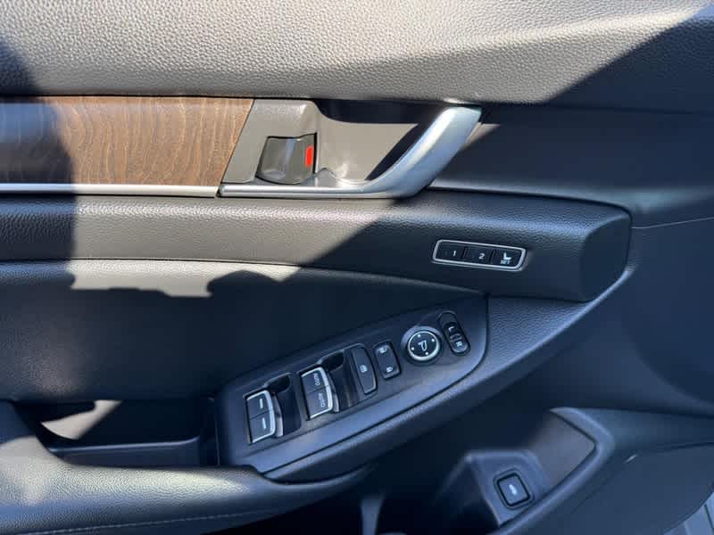 2021 Honda Accord Touring 2.0T Auto