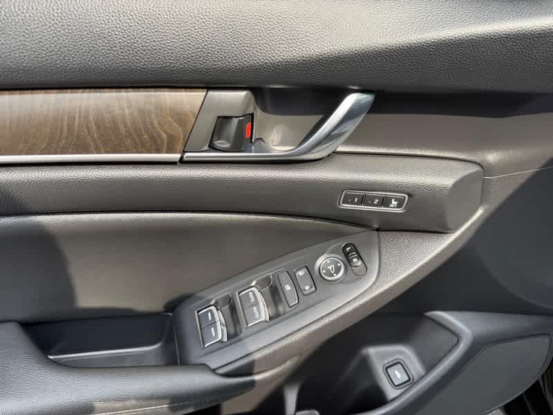 2020 Honda Accord Touring 2.0T Auto