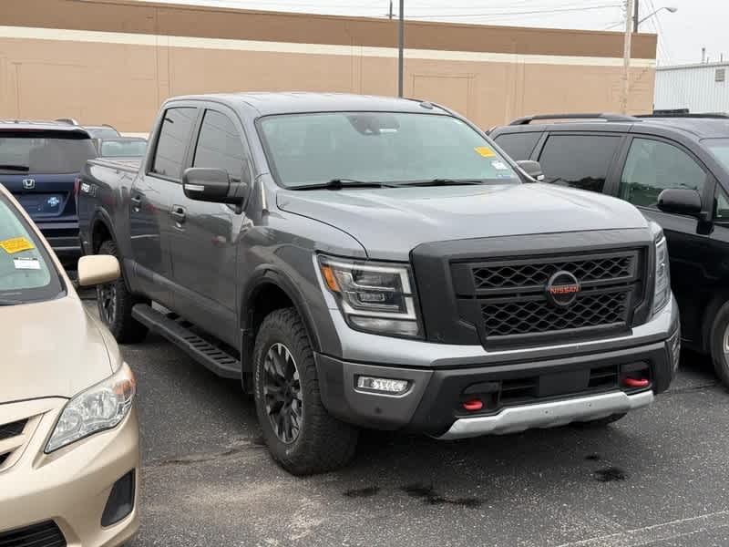 2020 Nissan Titan 4x4 Crew Cab PRO-4X