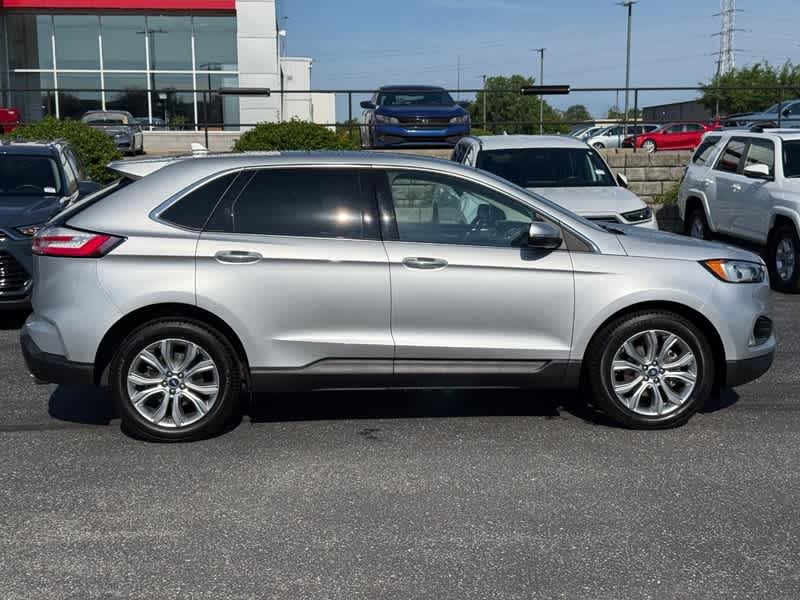 2019 Ford Edge Titanium FWD