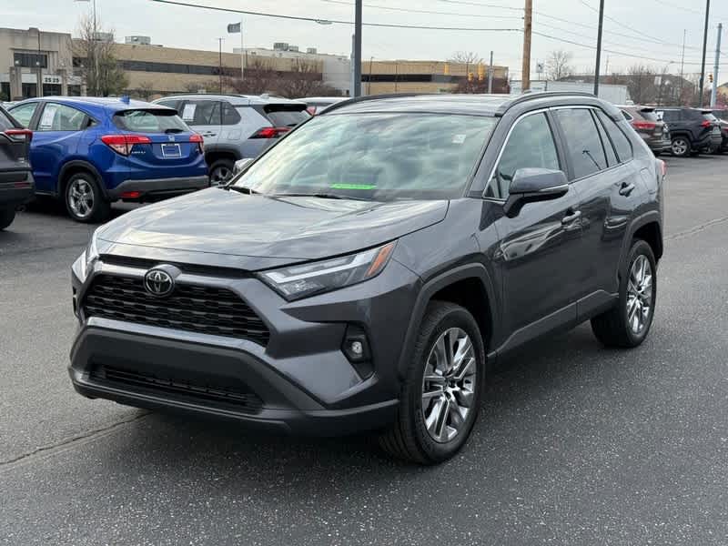 2024 Toyota RAV4 XLE Premium AWD