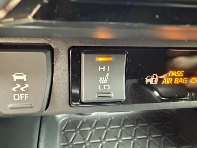 2025 Toyota RAV4 XLE Premium AWD