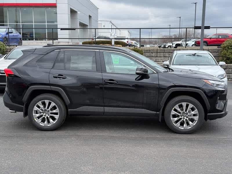 2025 Toyota RAV4 XLE Premium AWD