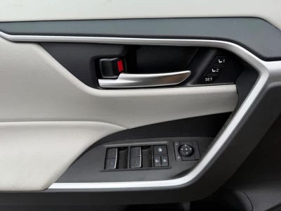 2025 Toyota RAV4 XLE Premium AWD