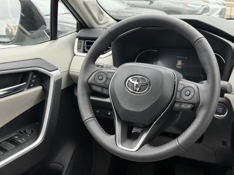 2025 Toyota RAV4 XLE Premium AWD