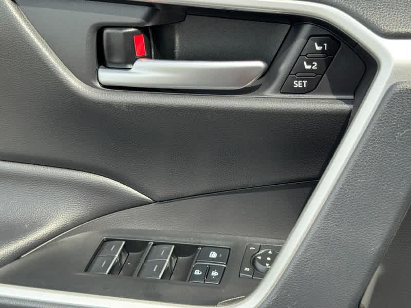2025 Toyota RAV4 XLE Premium AWD