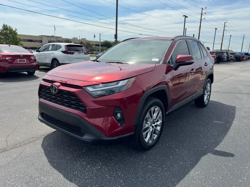 2025 Toyota RAV4 XLE Premium AWD