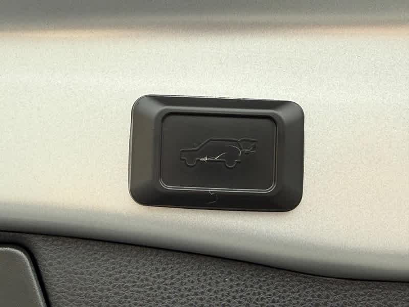 2020 Toyota RAV4 Hybrid XSE AWD *Ltd Avail*