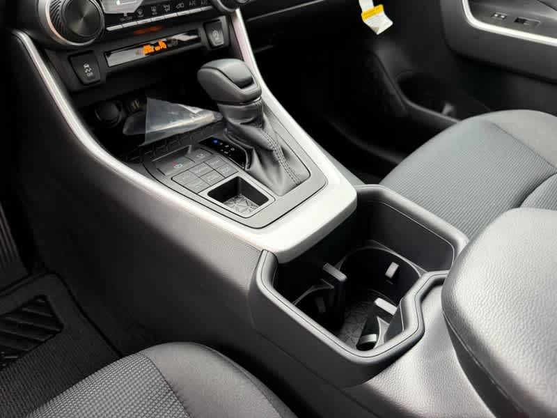 2025 Toyota RAV4 LE AWD