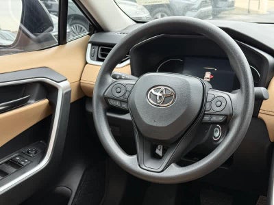2025 Toyota RAV4 LE AWD