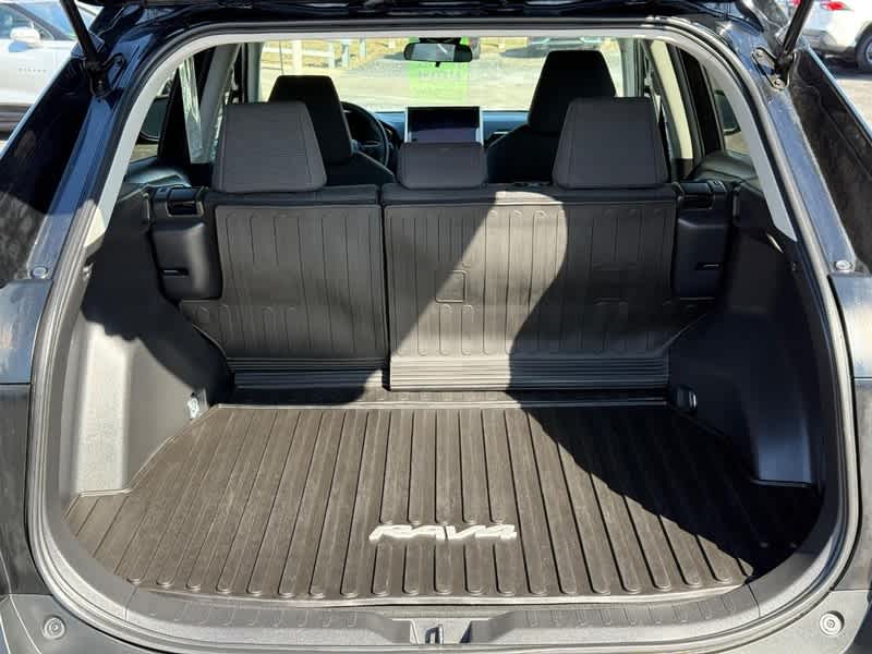 2023 Toyota RAV4 LE AWD