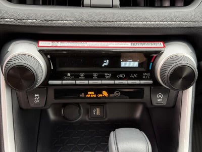 2025 Toyota RAV4 LE AWD