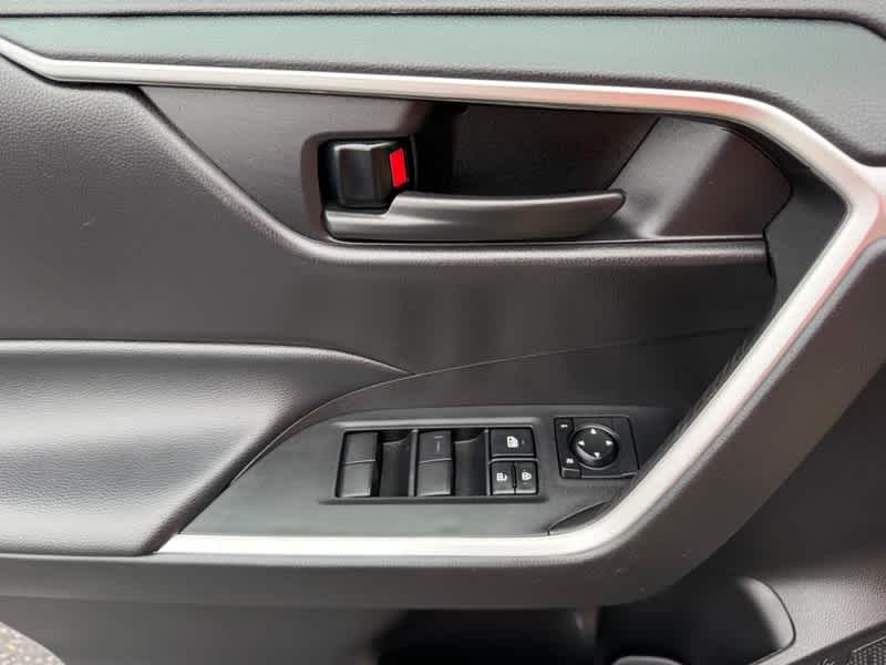 2024 Toyota RAV4 LE AWD