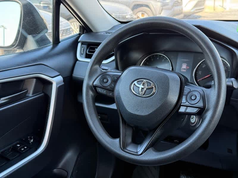 2020 Toyota RAV4 LE AWD