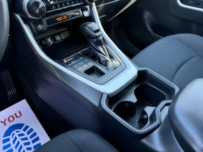 2020 Toyota RAV4 LE AWD