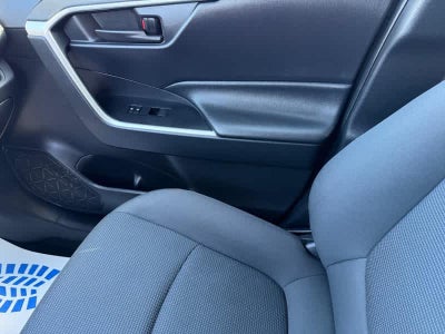 2020 Toyota RAV4 LE AWD