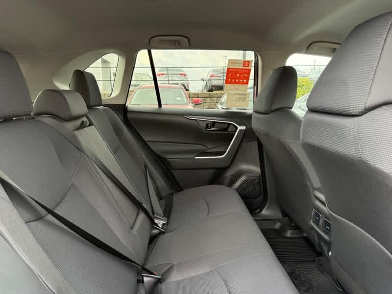 2025 Toyota RAV4 LE AWD