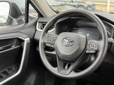2025 Toyota RAV4 LE AWD