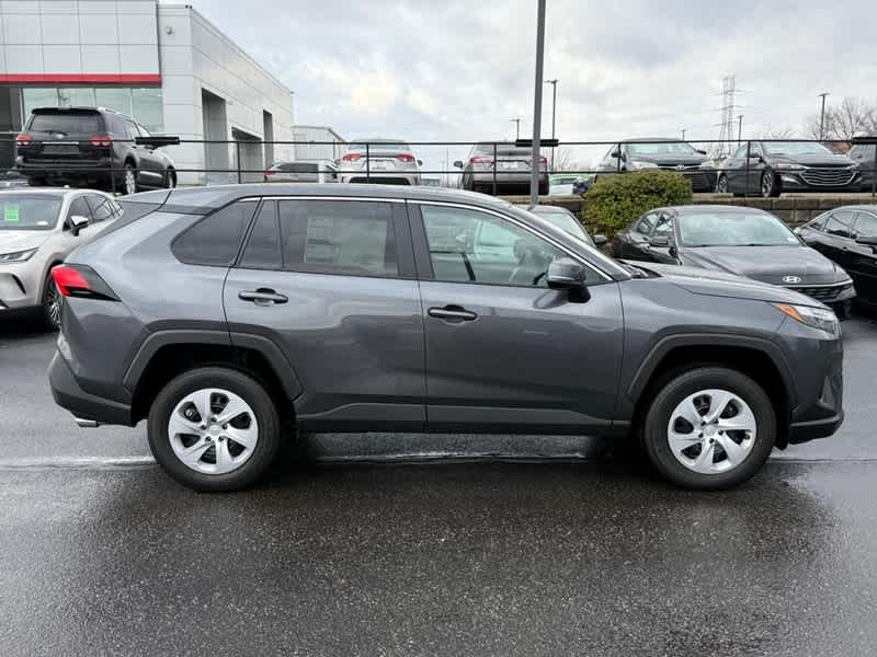 2025 Toyota RAV4 LE AWD