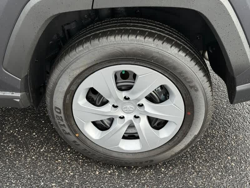 2025 Toyota RAV4 LE AWD