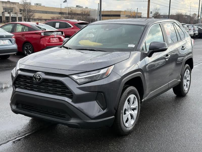 2025 Toyota RAV4 LE AWD