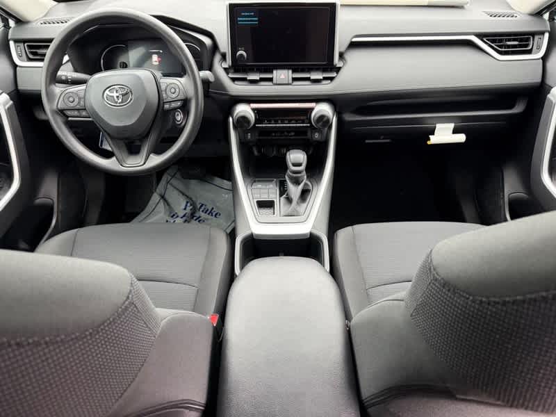 2025 Toyota RAV4 LE AWD