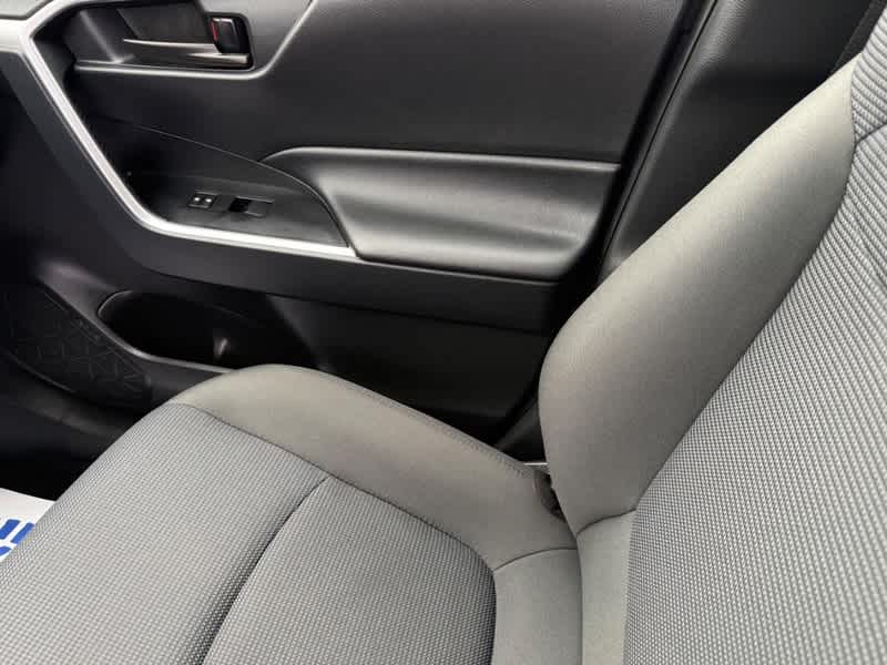 2025 Toyota RAV4 LE AWD