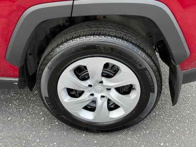 2025 Toyota RAV4 LE AWD