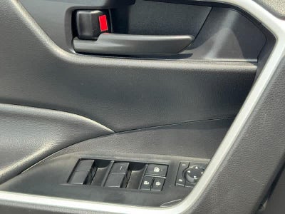 2024 Toyota RAV4 LE FWD