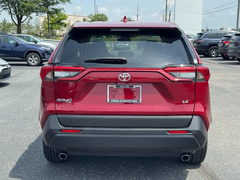 2024 Toyota RAV4 LE FWD