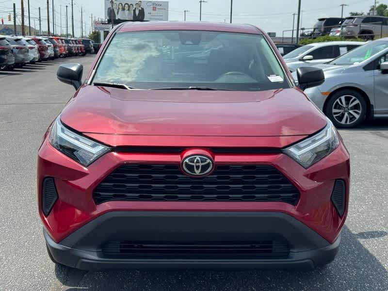 2024 Toyota RAV4 LE FWD
