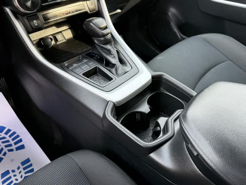 2021 Toyota RAV4 LE FWD