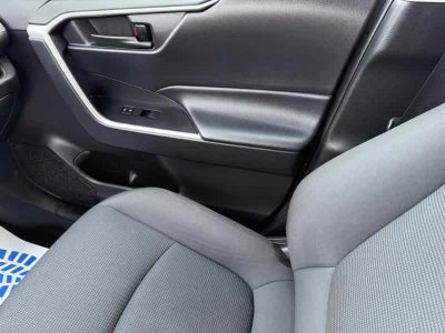 2021 Toyota RAV4 LE FWD