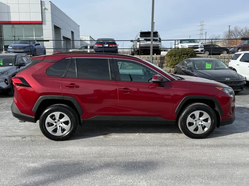 2021 Toyota RAV4 LE FWD