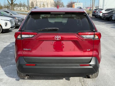 2021 Toyota RAV4 LE FWD