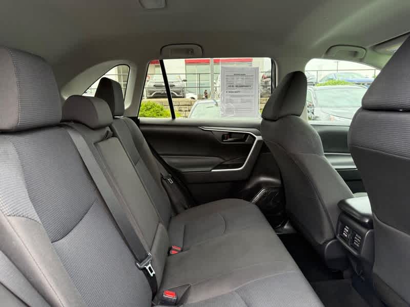 2022 Toyota RAV4 Hybrid LE AWD