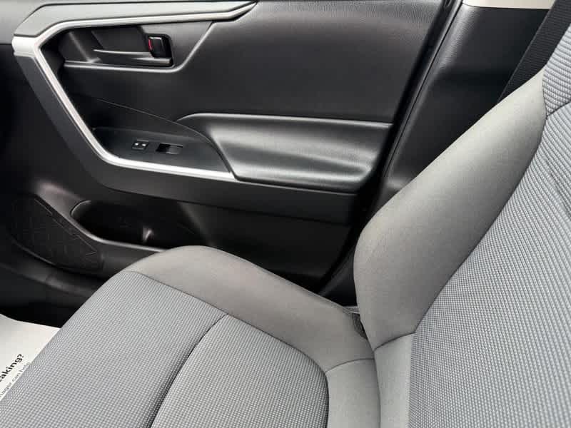 2022 Toyota RAV4 Hybrid LE AWD