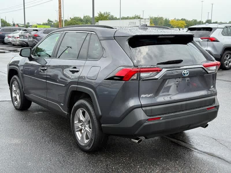 2022 Toyota RAV4 Hybrid LE AWD