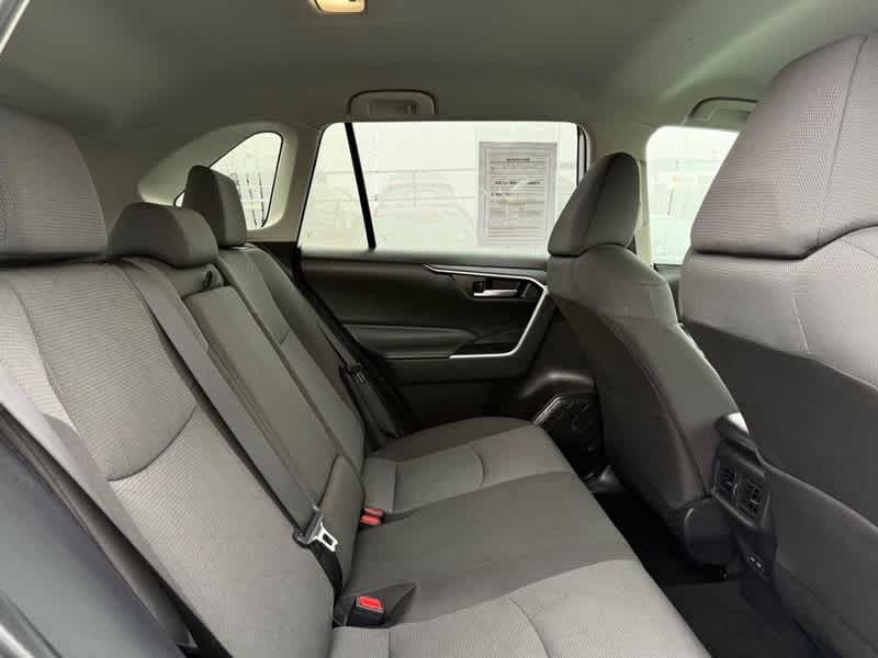 2025 Toyota RAV4 XLE AWD