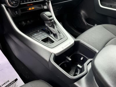 2025 Toyota RAV4 XLE AWD